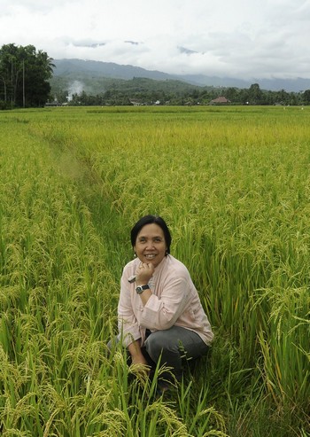 Lies Marcoes Natsir – gender activist / M Anshar Living Islam